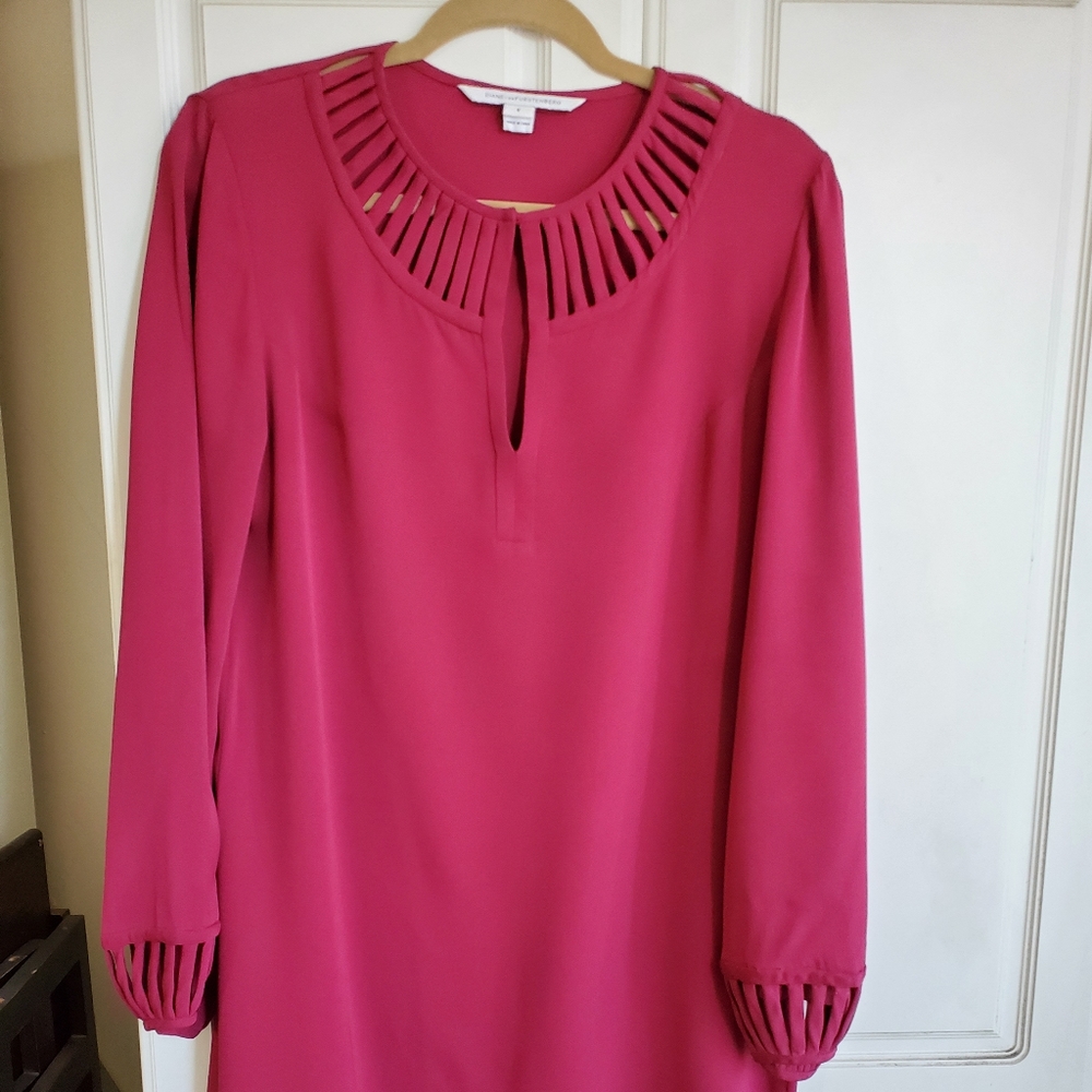 Diane von Furstenberg Vibrant Silk Sheath; Fabulous Neck and Sleeve Design